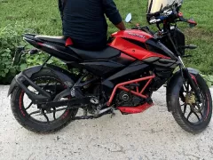 Bajaj Pulsar NS 160 Single Disc